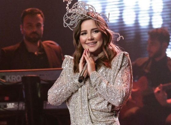 merve özbey konser