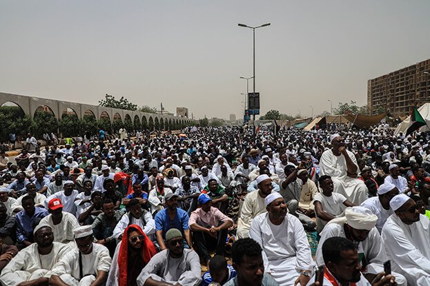 sudan'da cuma namazı (1)