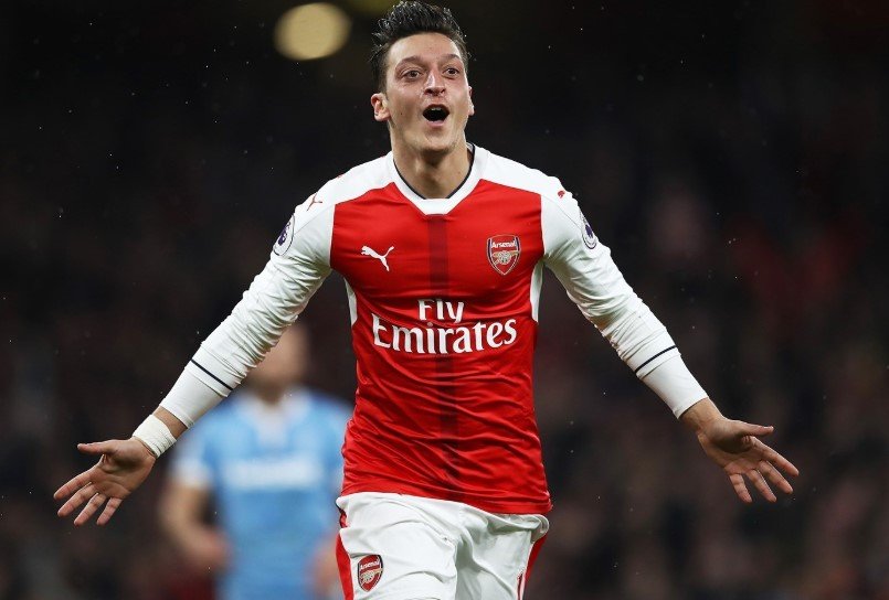 mesut özil