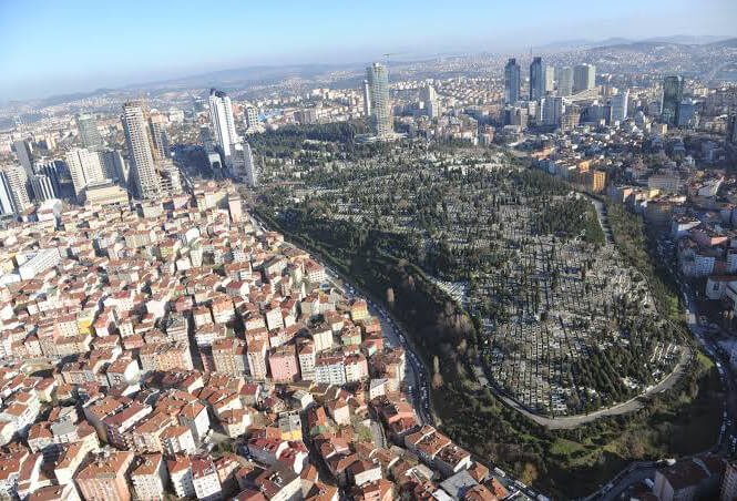 Paranız yoksa İstanbul'da ölmeyin! Mezarlıklara zam!