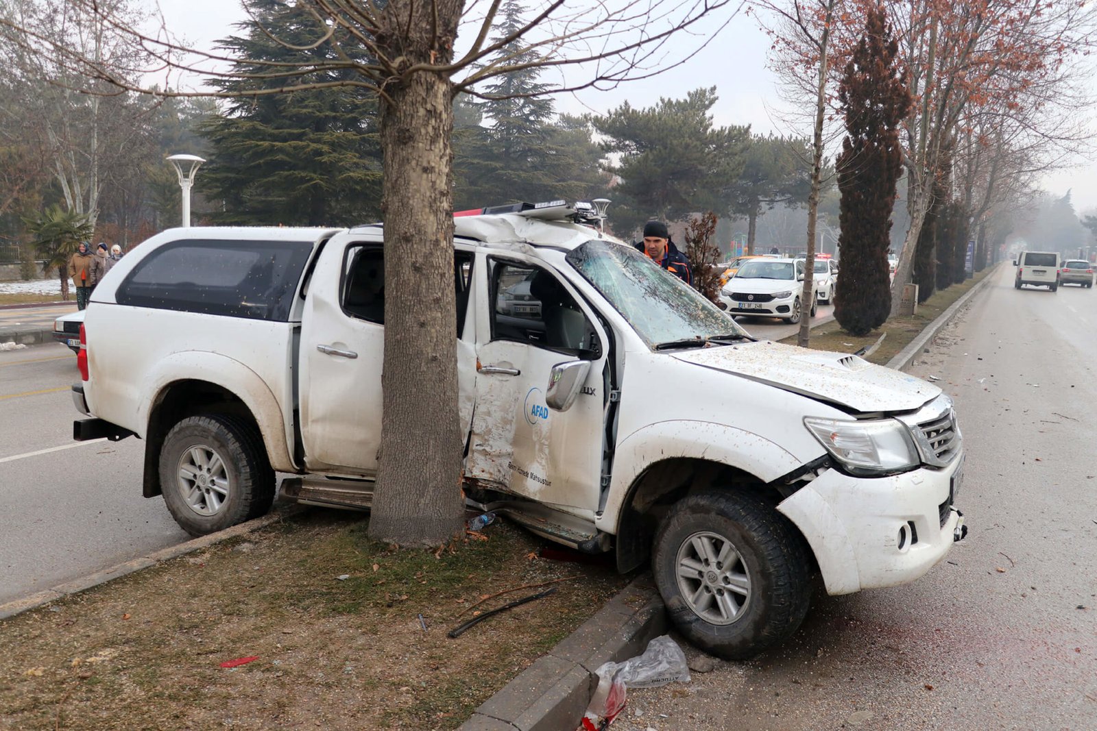 AFAD aracı Elazığ'da kaza yaptı: 3 yaralı