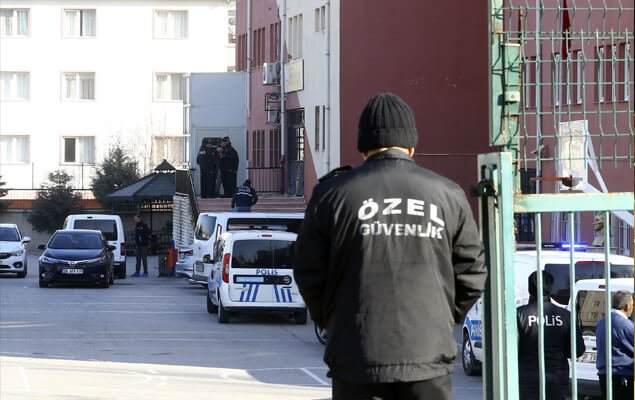 Ankara'da güvenlik görevlisi önce okul müdürünü sonra kendini vurdu!