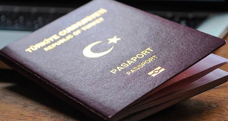 İçişleri Bakanlığı 11 bin 27 kişinin pasaportundaki idari tedbiri kaldırdı