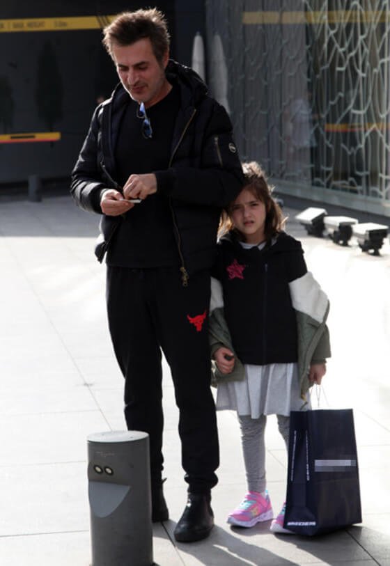 Şarkıcı Teoman'ın kızı Zeynep büyüdü