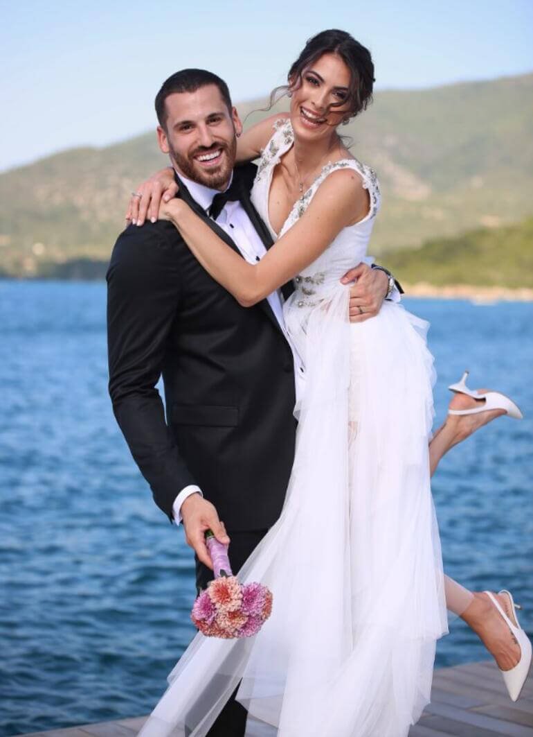 Ezgi Avcı ve Nemanja Djurisic evlendi