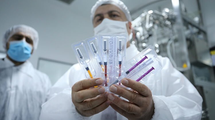 Yerli koronavirüs aşısında insan üzerinde deneme aşamasına geçildi