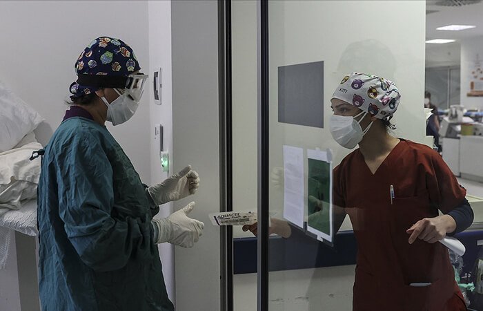 Türkiye'de son 24 saatte koronavirüsten 176 kişi hayatını kaybetti